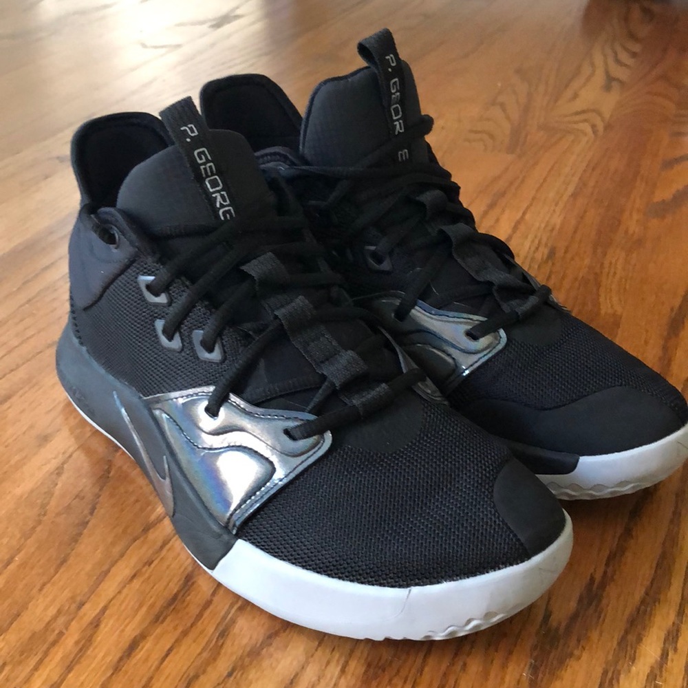 New in Box. Nike PG3. Men Size 10.  Never worn.